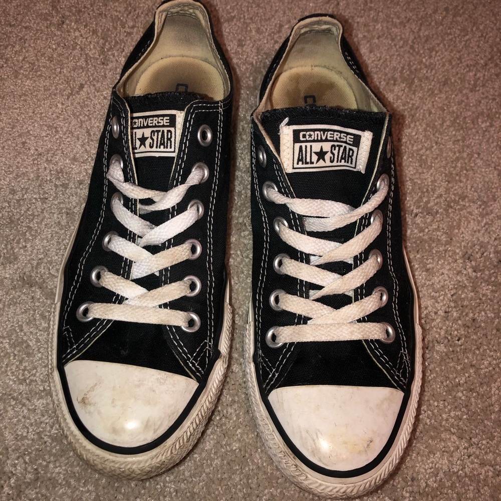 Black converse